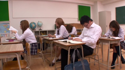 Naughty japanese schoolgirl need group sex