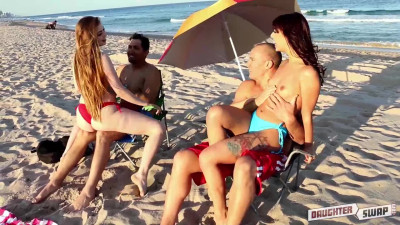 Gina Valentina & young babe Kobi Brian blowjobs at the beach