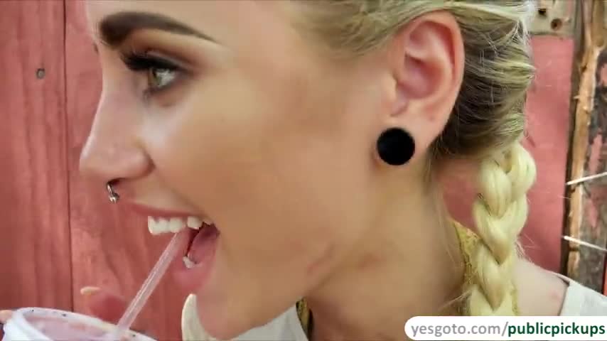 Watch Babe Naomi Woods flashing - Free XXX HD, High Quality Sex Tube | ePornWap.