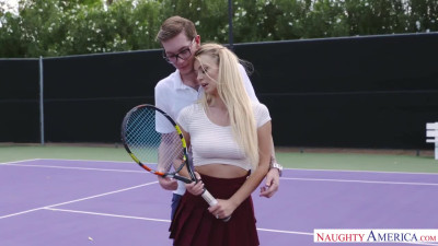 Natalia Starr got her pussy smashed